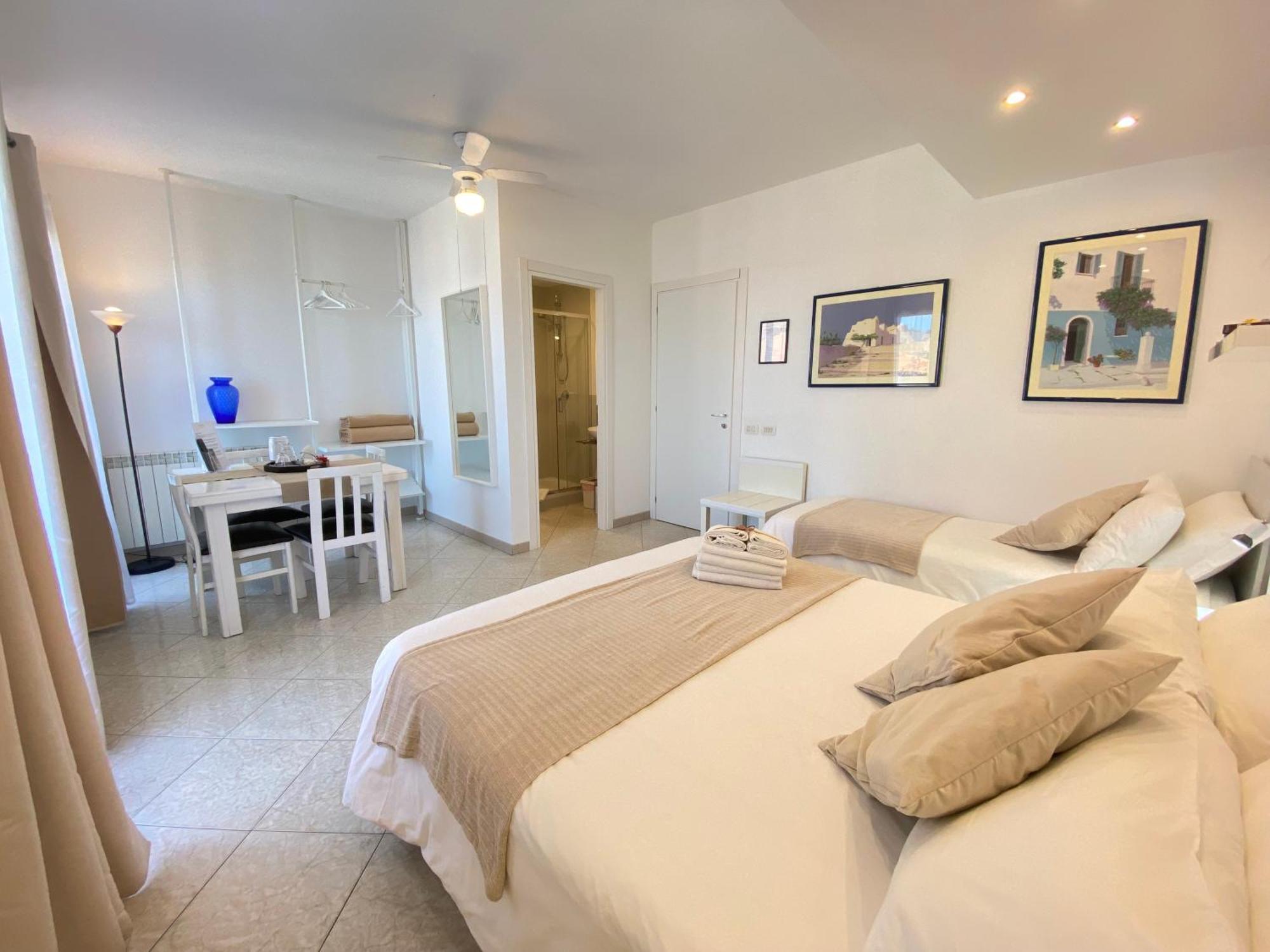 ホテル マ＆ミ B＆B チェファル 部屋 写真